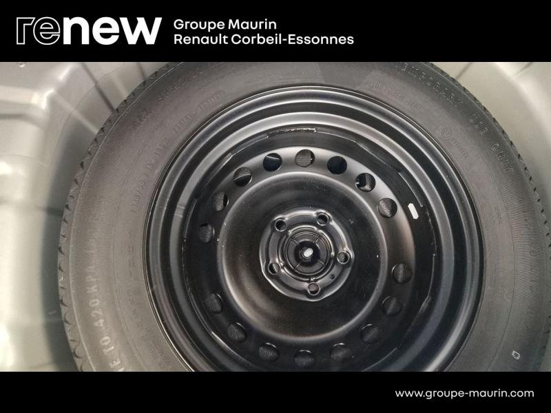 RENAULT Captur d’occasion à vendre à CORBEIL-ESSONNES chez GRAND GARAGE FERAY SAE (Photo 13)