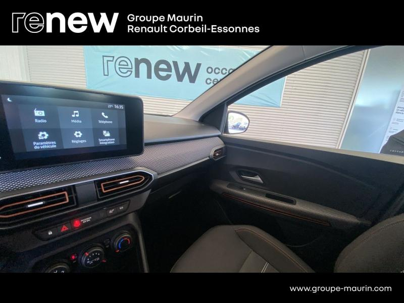 DACIA Sandero d’occasion à vendre à CORBEIL-ESSONNES chez GRAND GARAGE FERAY SAE (Photo 18)