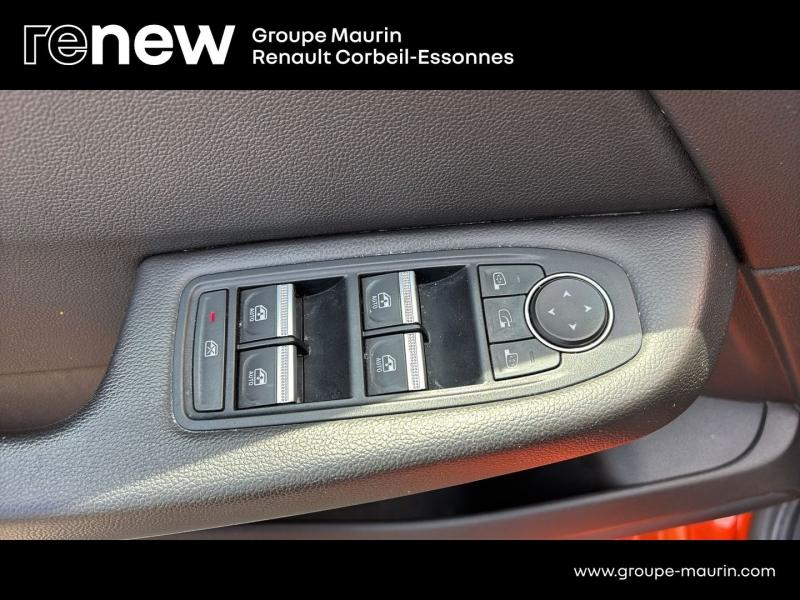 RENAULT Clio d’occasion à vendre à CORBEIL-ESSONNES chez GRAND GARAGE FERAY SAE (Photo 16)
