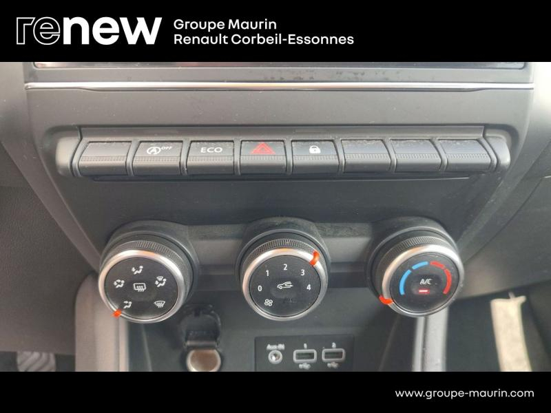 RENAULT Captur d’occasion à vendre à CORBEIL-ESSONNES chez GRAND GARAGE FERAY SAE (Photo 19)