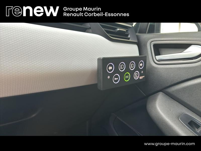 RENAULT Clio d’occasion à vendre à CORBEIL-ESSONNES chez GRAND GARAGE FERAY SAE (Photo 19)
