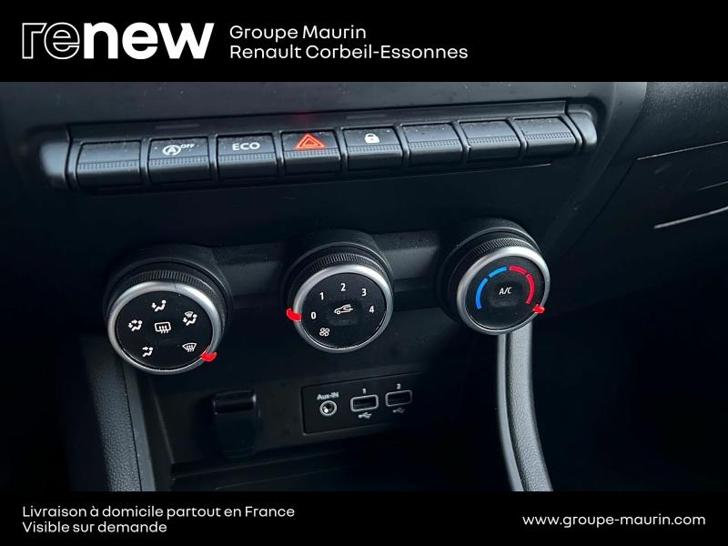 RENAULT Clio d’occasion à vendre à CORBEIL-ESSONNES chez GRAND GARAGE FERAY SAE (Photo 16)