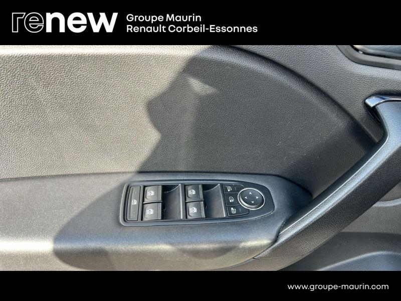 RENAULT Captur d’occasion à vendre à CORBEIL-ESSONNES chez GRAND GARAGE FERAY SAE (Photo 14)