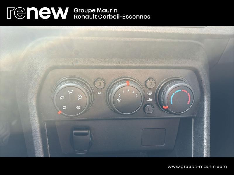 DACIA Sandero d’occasion à vendre à CORBEIL-ESSONNES chez GRAND GARAGE FERAY SAE (Photo 14)