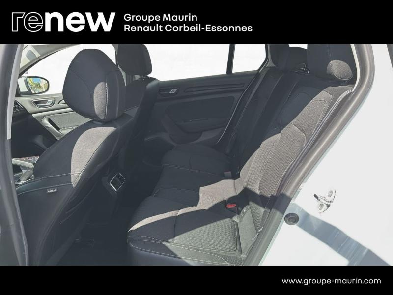 RENAULT Megane Estate d’occasion à vendre à CORBEIL-ESSONNES chez GRAND GARAGE FERAY SAE (Photo 12)