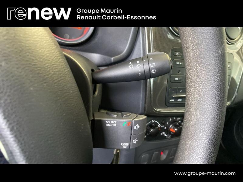 DACIA Sandero d’occasion à vendre à CORBEIL-ESSONNES chez GRAND GARAGE FERAY SAE (Photo 15)