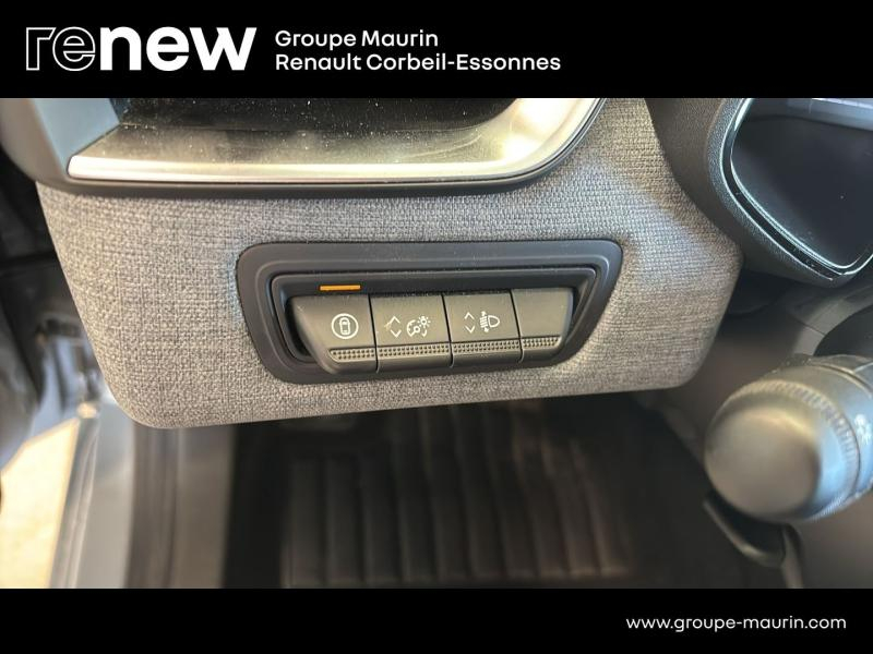 RENAULT Clio d’occasion à vendre à CORBEIL-ESSONNES chez GRAND GARAGE FERAY SAE (Photo 9)