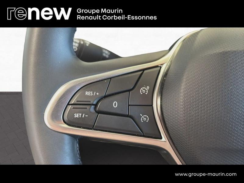 RENAULT Clio d’occasion à vendre à CORBEIL-ESSONNES chez GRAND GARAGE FERAY SAE (Photo 10)
