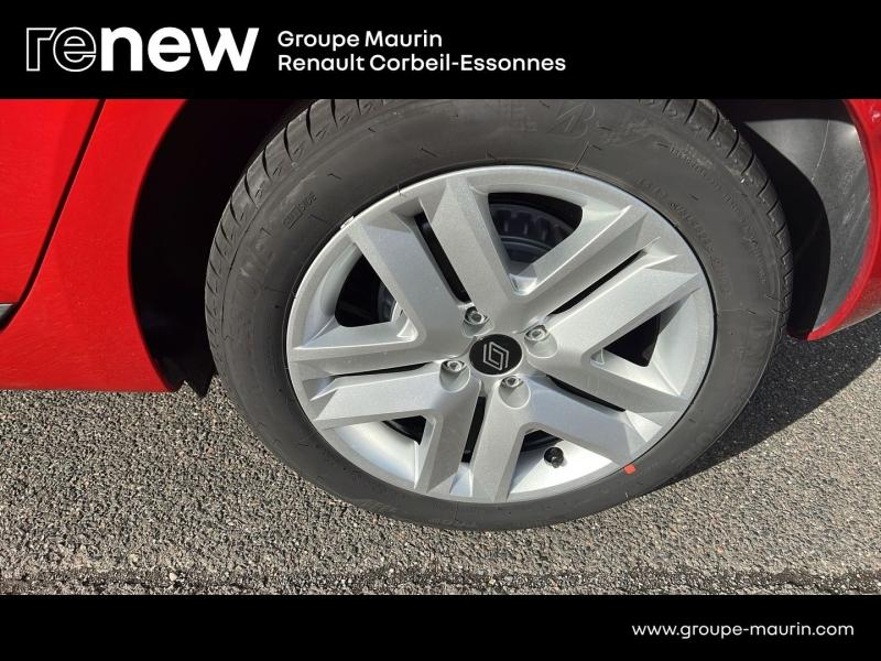 RENAULT Clio d’occasion à vendre à CORBEIL-ESSONNES chez GRAND GARAGE FERAY SAE (Photo 9)