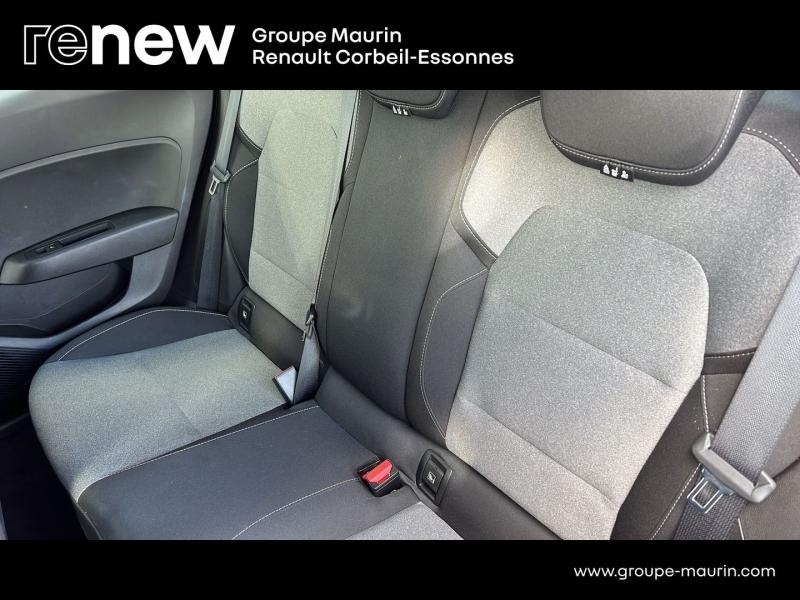 RENAULT Clio d’occasion à vendre à CORBEIL-ESSONNES chez GRAND GARAGE FERAY SAE (Photo 11)