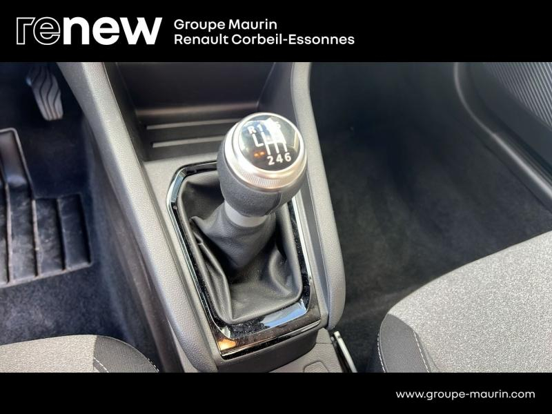 RENAULT Clio d’occasion à vendre à CORBEIL-ESSONNES chez GRAND GARAGE FERAY SAE (Photo 16)