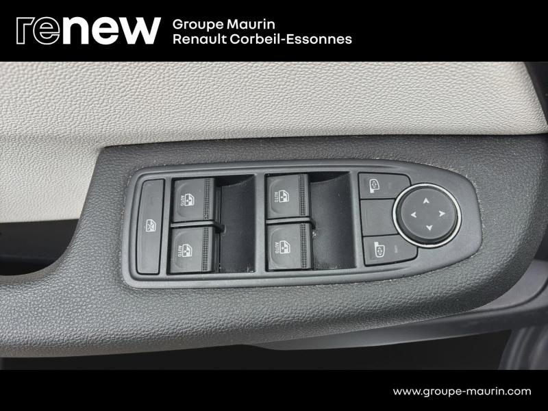 RENAULT Clio d’occasion à vendre à CORBEIL-ESSONNES chez GRAND GARAGE FERAY SAE (Photo 16)
