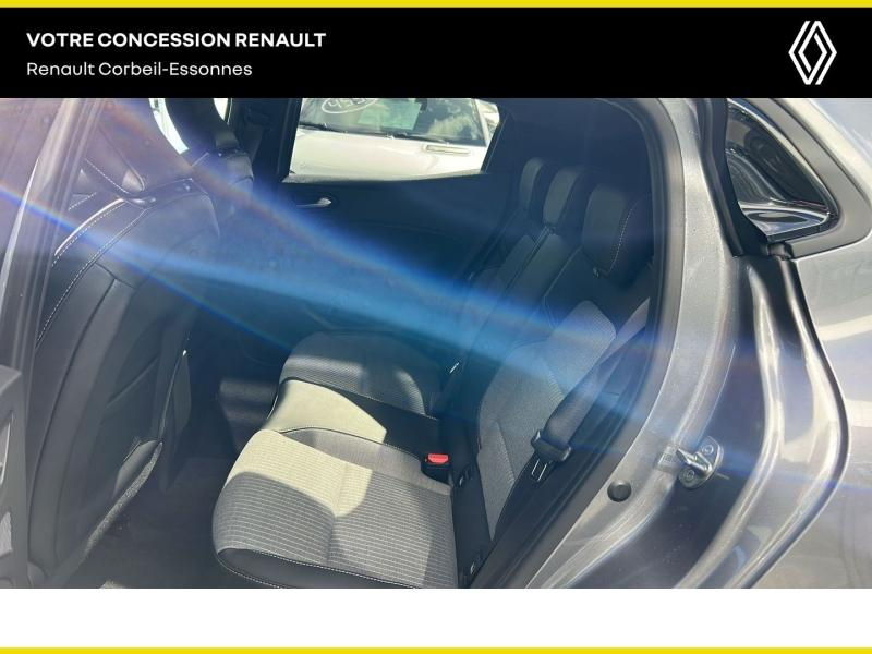 RENAULT Clio d’occasion à vendre à CORBEIL-ESSONNES chez GRAND GARAGE FERAY SAE (Photo 18)