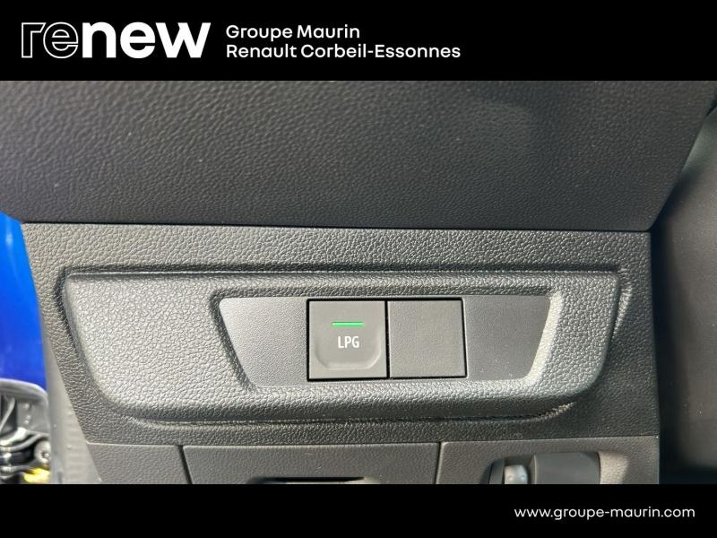 DACIA Sandero d’occasion à vendre à CORBEIL-ESSONNES chez GRAND GARAGE FERAY SAE (Photo 14)