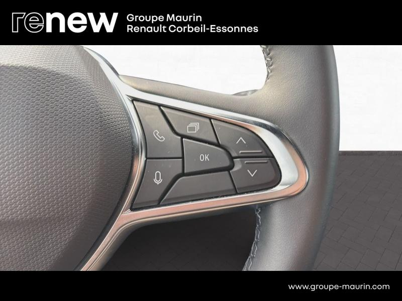 RENAULT  d’occasion à vendre à CORBEIL-ESSONNES chez GRAND GARAGE FERAY SAE (Photo 18)