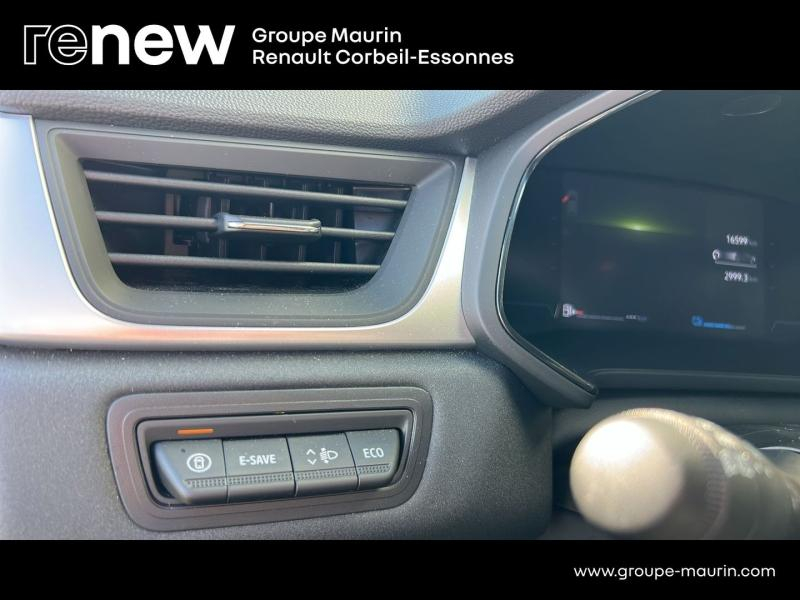 RENAULT Captur d’occasion à vendre à CORBEIL-ESSONNES chez GRAND GARAGE FERAY SAE (Photo 15)