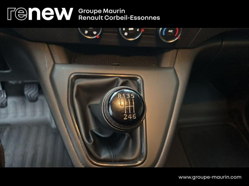 RENAULT Kangoo Van d’occasion à vendre à CORBEIL-ESSONNES chez GRAND GARAGE FERAY SAE (Photo 19)