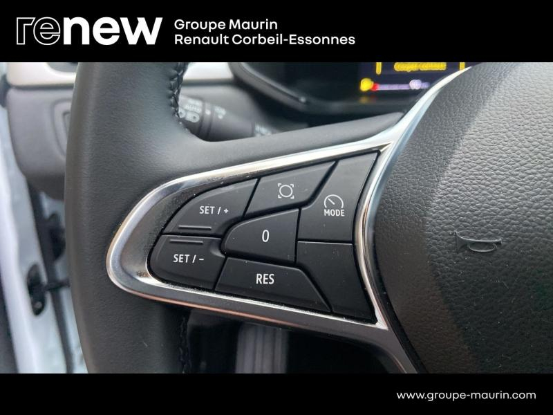 RENAULT Captur d’occasion à vendre à CORBEIL-ESSONNES chez GRAND GARAGE FERAY SAE (Photo 13)