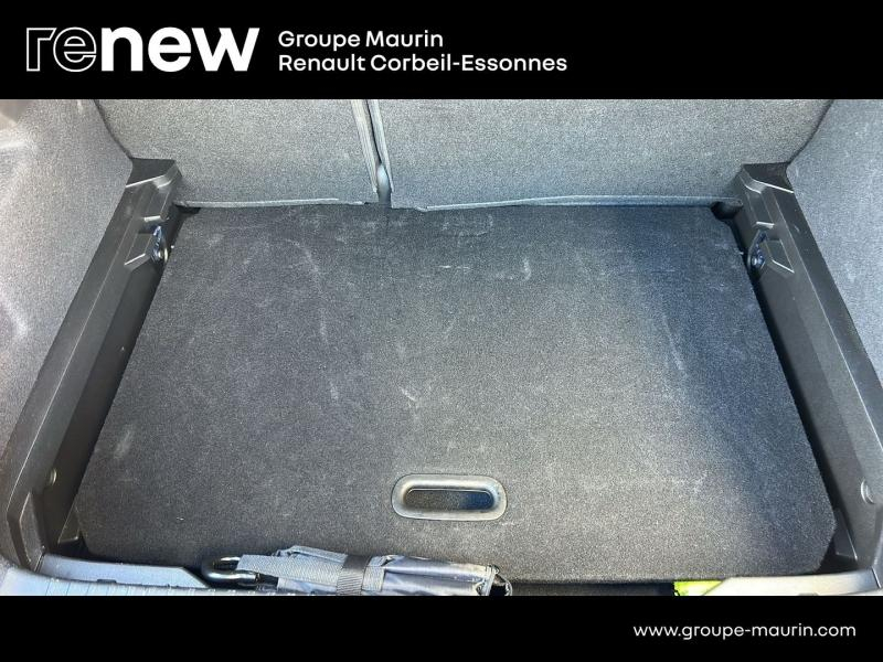 RENAULT Captur d’occasion à vendre à CORBEIL-ESSONNES chez GRAND GARAGE FERAY SAE (Photo 10)