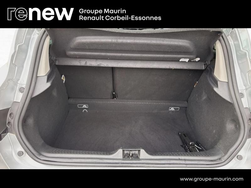 RENAULT Clio d’occasion à vendre à CORBEIL-ESSONNES chez GRAND GARAGE FERAY SAE (Photo 12)