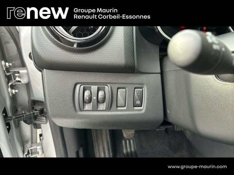 RENAULT Clio d’occasion à vendre à CORBEIL-ESSONNES chez GRAND GARAGE FERAY SAE (Photo 18)