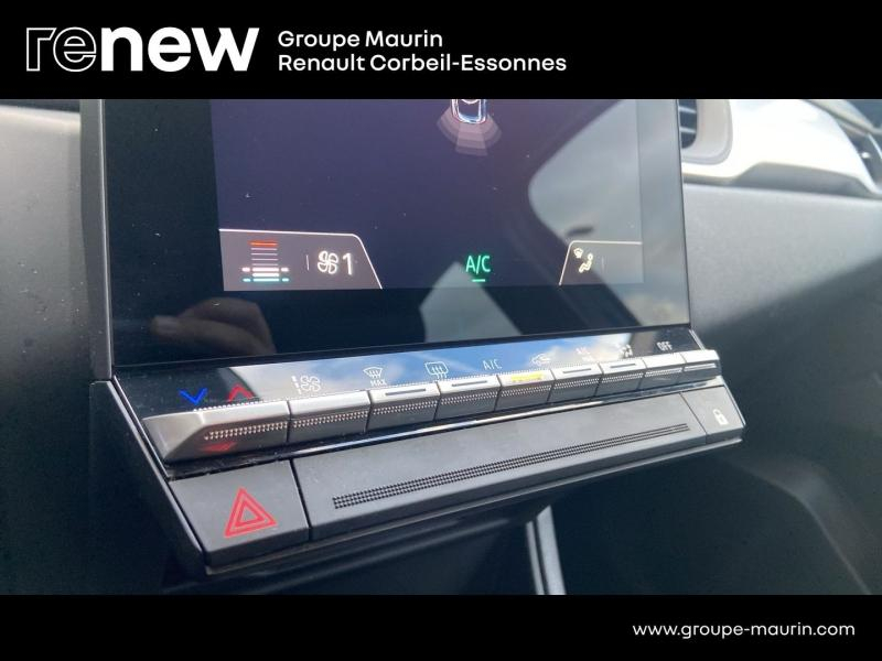 RENAULT Captur d’occasion à vendre à CORBEIL-ESSONNES chez GRAND GARAGE FERAY SAE (Photo 18)