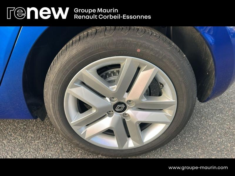 RENAULT Clio d’occasion à vendre à CORBEIL-ESSONNES chez GRAND GARAGE FERAY SAE (Photo 9)