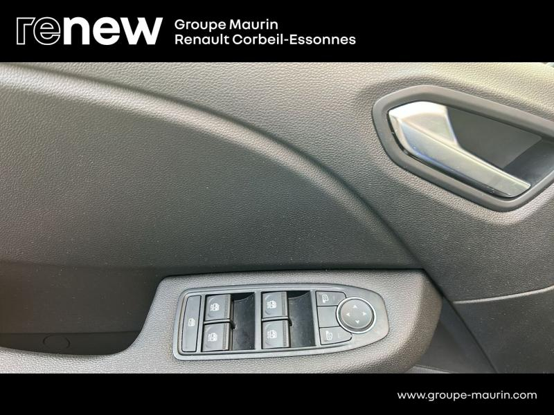 RENAULT Clio d’occasion à vendre à CORBEIL-ESSONNES chez GRAND GARAGE FERAY SAE (Photo 15)