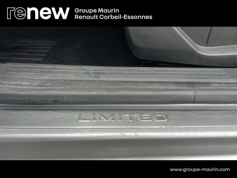 RENAULT Clio d’occasion à vendre à CORBEIL-ESSONNES chez GRAND GARAGE FERAY SAE (Photo 14)