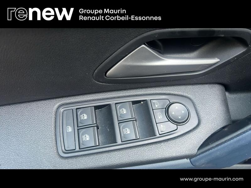 DACIA Duster d’occasion à vendre à CORBEIL-ESSONNES chez GRAND GARAGE FERAY SAE (Photo 18)
