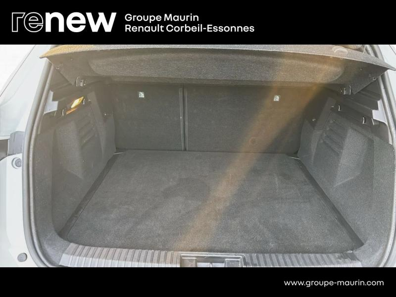 RENAULT  d’occasion à vendre à CORBEIL-ESSONNES chez GRAND GARAGE FERAY SAE (Photo 18)