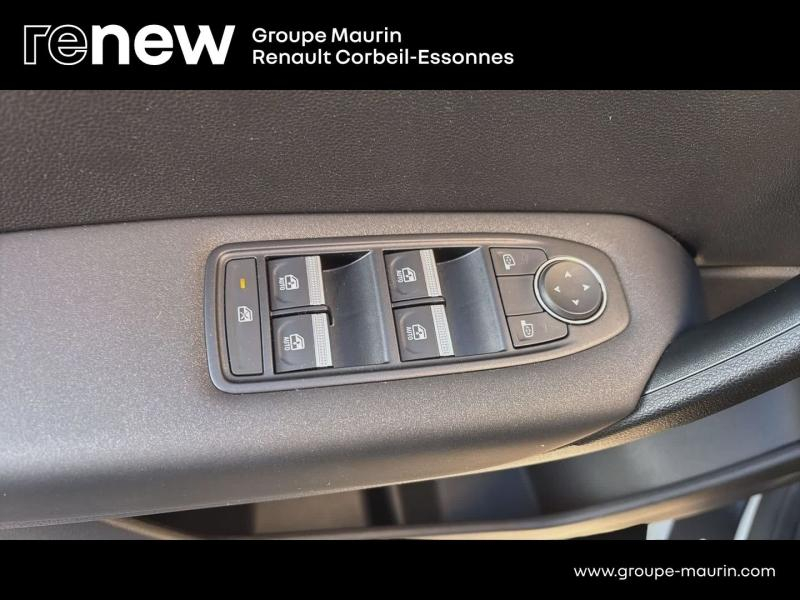 RENAULT Captur d’occasion à vendre à CORBEIL-ESSONNES chez GRAND GARAGE FERAY SAE (Photo 19)