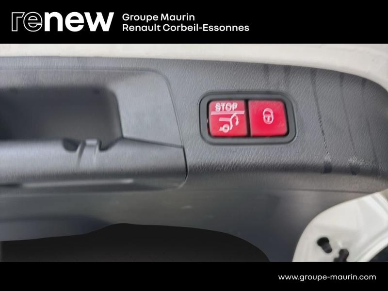 MERCEDES-BENZ Classe GLA d’occasion à vendre à CORBEIL-ESSONNES chez GRAND GARAGE FERAY SAE (Photo 17)