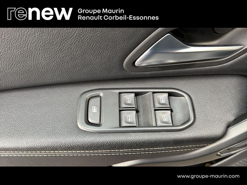 DACIA Duster d’occasion à vendre à CORBEIL-ESSONNES chez GRAND GARAGE FERAY SAE (Photo 19)