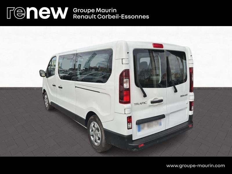 RENAULT Trafic Combi d’occasion à vendre à CORBEIL-ESSONNES chez GRAND GARAGE FERAY SAE (Photo 3)