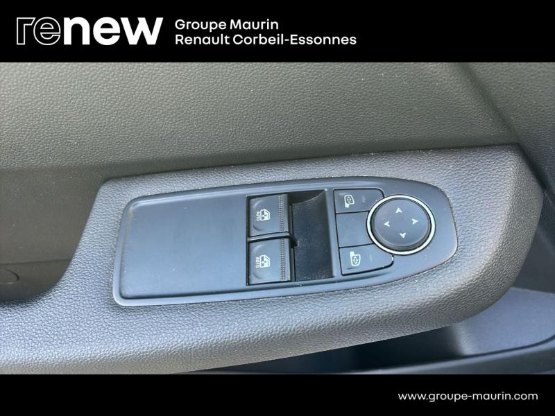 RENAULT Clio d’occasion à vendre à CORBEIL-ESSONNES chez GRAND GARAGE FERAY SAE (Photo 19)