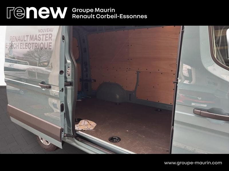 RENAULT Master Fg VUL d’occasion à vendre à CORBEIL-ESSONNES chez GRAND GARAGE FERAY SAE (Photo 9)