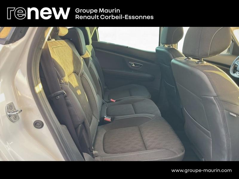 RENAULT Scenic d’occasion à vendre à CORBEIL-ESSONNES chez GRAND GARAGE FERAY SAE (Photo 16)