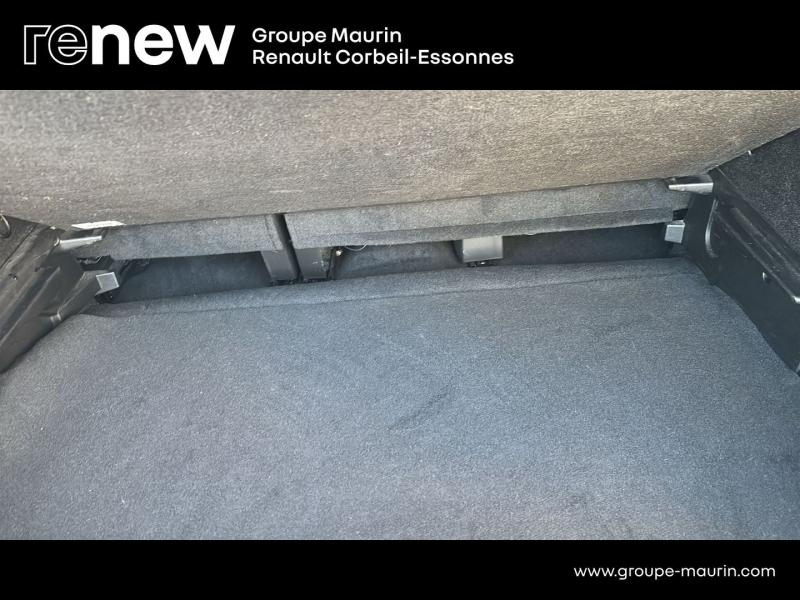 RENAULT Scenic d’occasion à vendre à CORBEIL-ESSONNES chez GRAND GARAGE FERAY SAE (Photo 20)