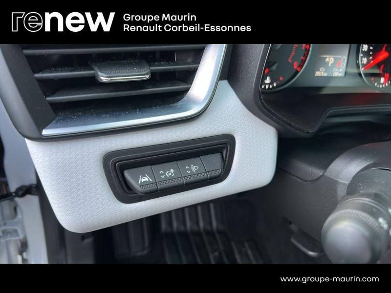 RENAULT Clio d’occasion à vendre à CORBEIL-ESSONNES chez GRAND GARAGE FERAY SAE (Photo 15)