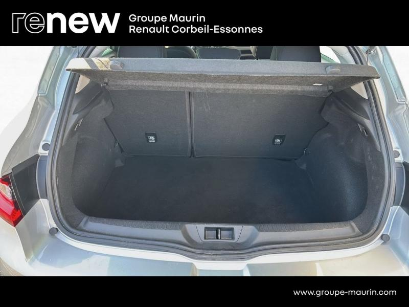 RENAULT Megane d’occasion à vendre à CORBEIL-ESSONNES chez GRAND GARAGE FERAY SAE (Photo 15)