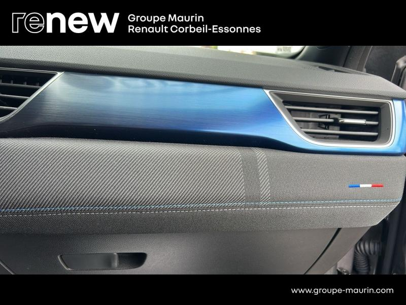 RENAULT  d’occasion à vendre à CORBEIL-ESSONNES chez GRAND GARAGE FERAY SAE (Photo 19)