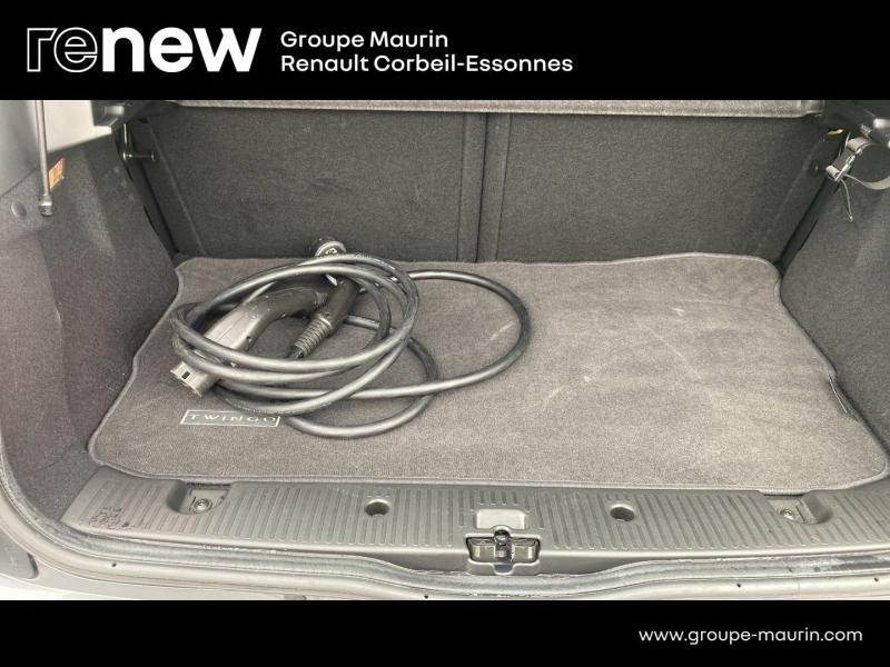 RENAULT Twingo d’occasion à vendre à CORBEIL-ESSONNES chez GRAND GARAGE FERAY SAE (Photo 17)