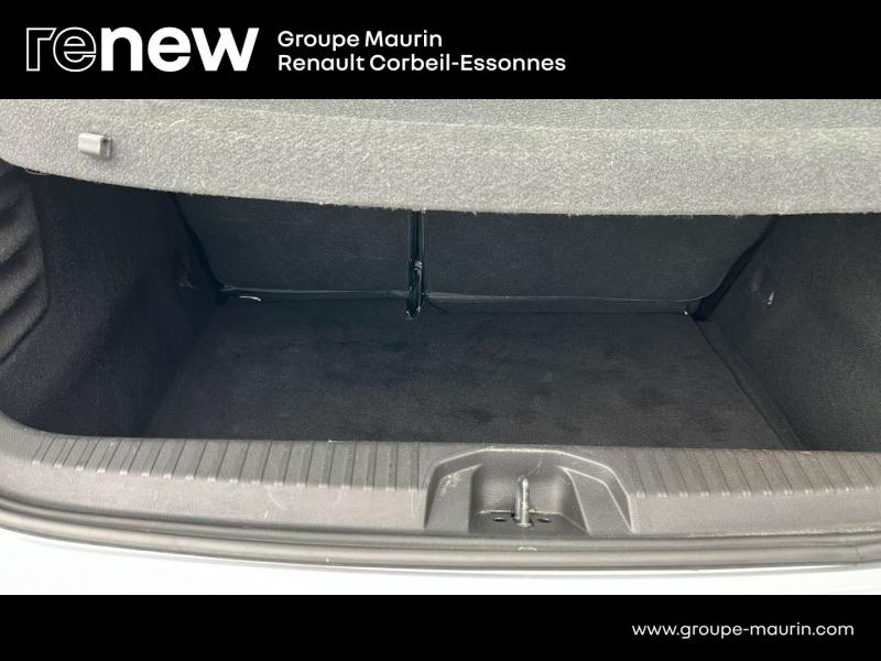 RENAULT Clio d’occasion à vendre à CORBEIL-ESSONNES chez GRAND GARAGE FERAY SAE (Photo 9)