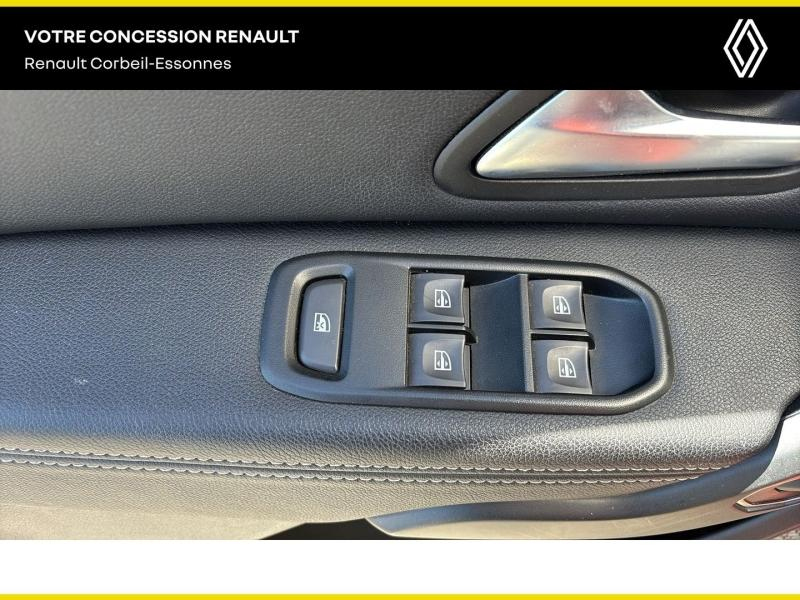 DACIA Duster d’occasion à vendre à CORBEIL-ESSONNES chez GRAND GARAGE FERAY SAE (Photo 19)
