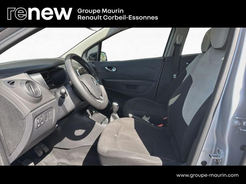RENAULT Captur d’occasion à vendre à CORBEIL-ESSONNES chez GRAND GARAGE FERAY SAE (Photo 11)