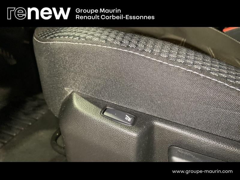 DACIA Duster d’occasion à vendre à CORBEIL-ESSONNES chez GRAND GARAGE FERAY SAE (Photo 11)