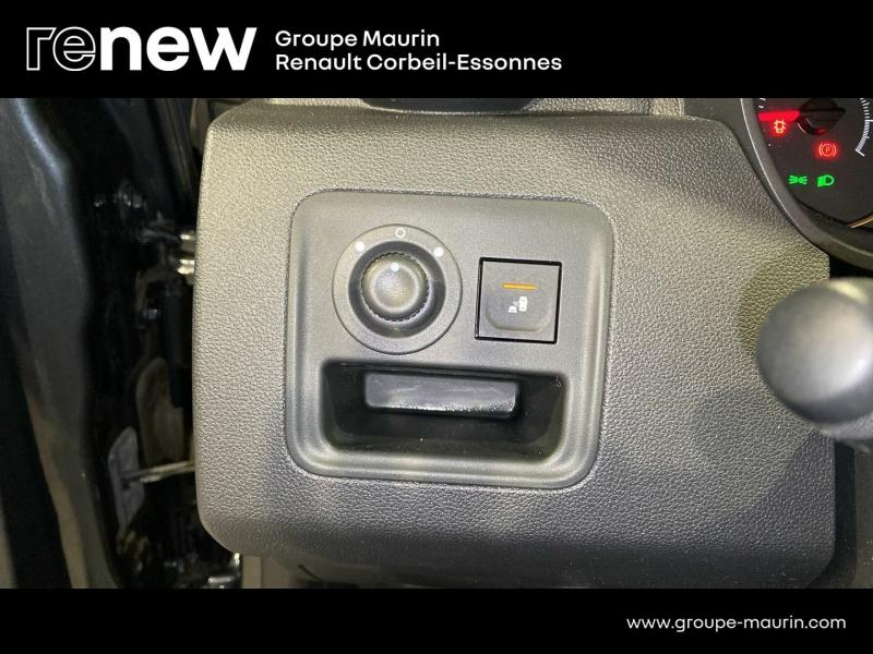 DACIA Duster d’occasion à vendre à CORBEIL-ESSONNES chez GRAND GARAGE FERAY SAE (Photo 20)