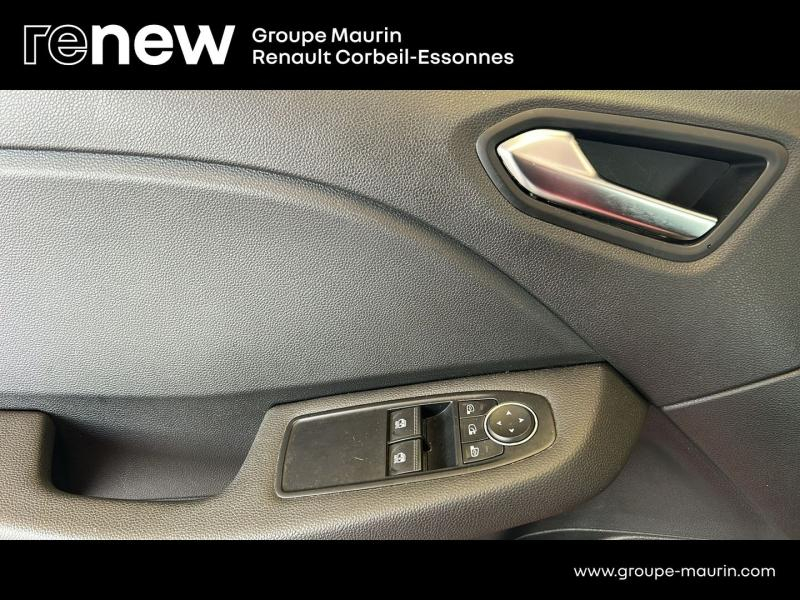 RENAULT Clio d’occasion à vendre à CORBEIL-ESSONNES chez GRAND GARAGE FERAY SAE (Photo 15)