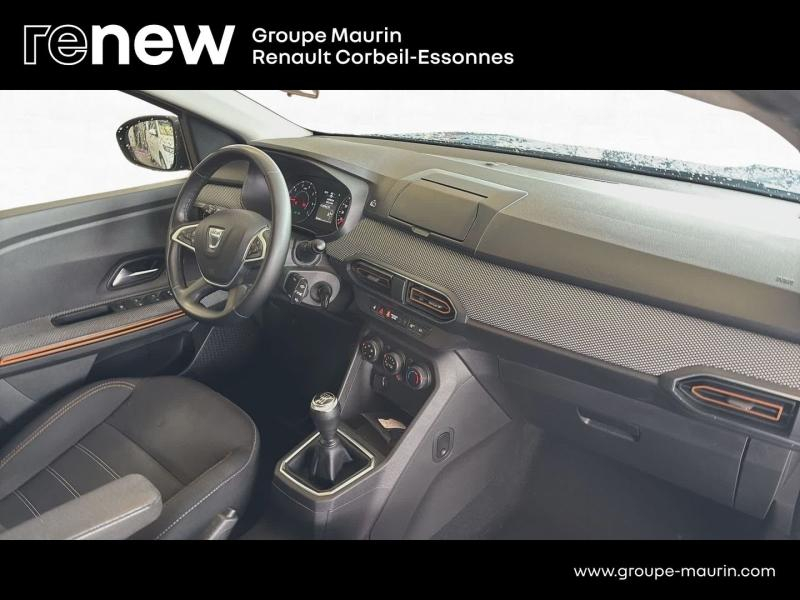 DACIA Sandero d’occasion à vendre à CORBEIL-ESSONNES chez GRAND GARAGE FERAY SAE (Photo 17)